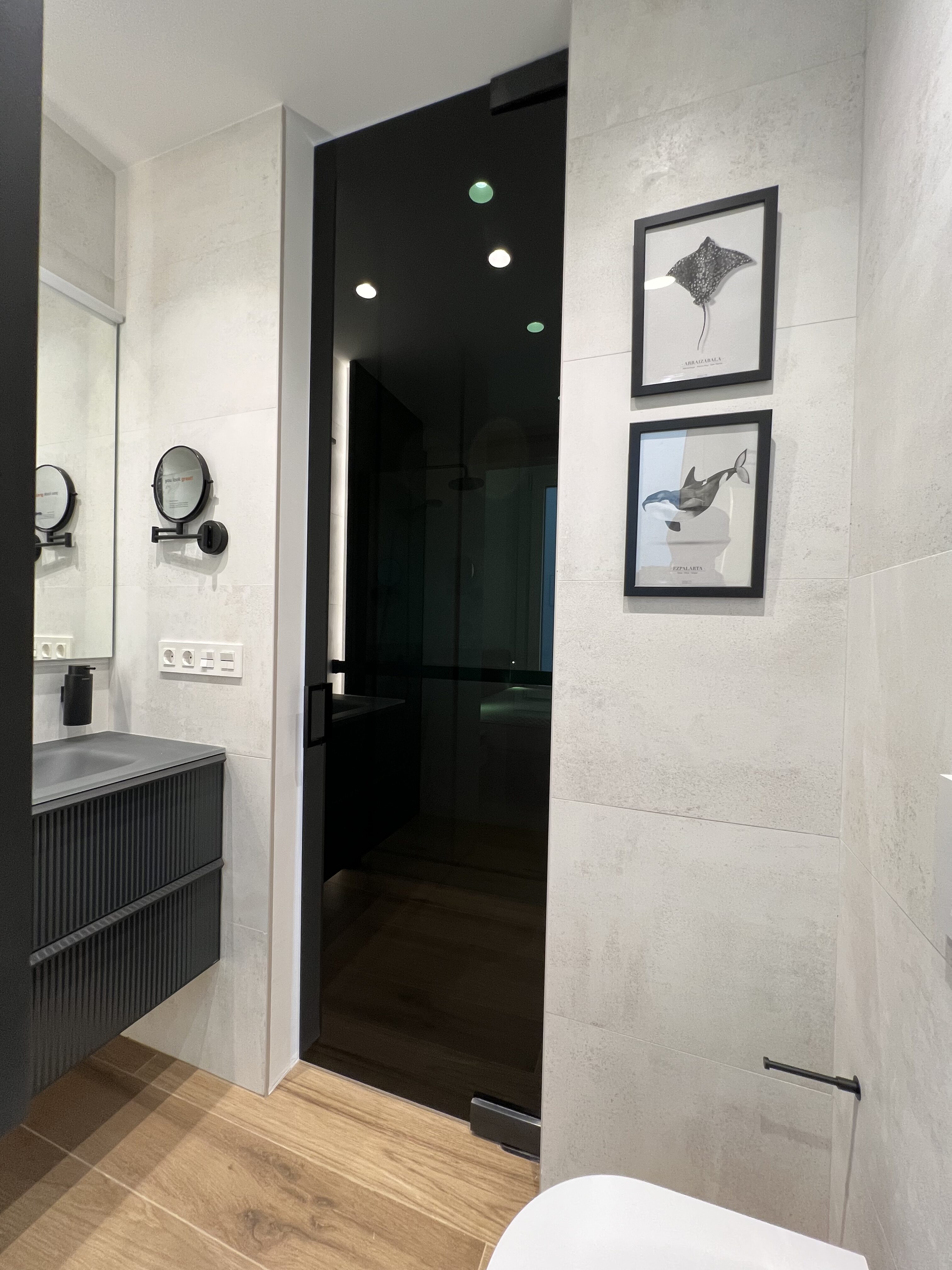 Reforma integral y decoración en vivienda en Gros, Donostia