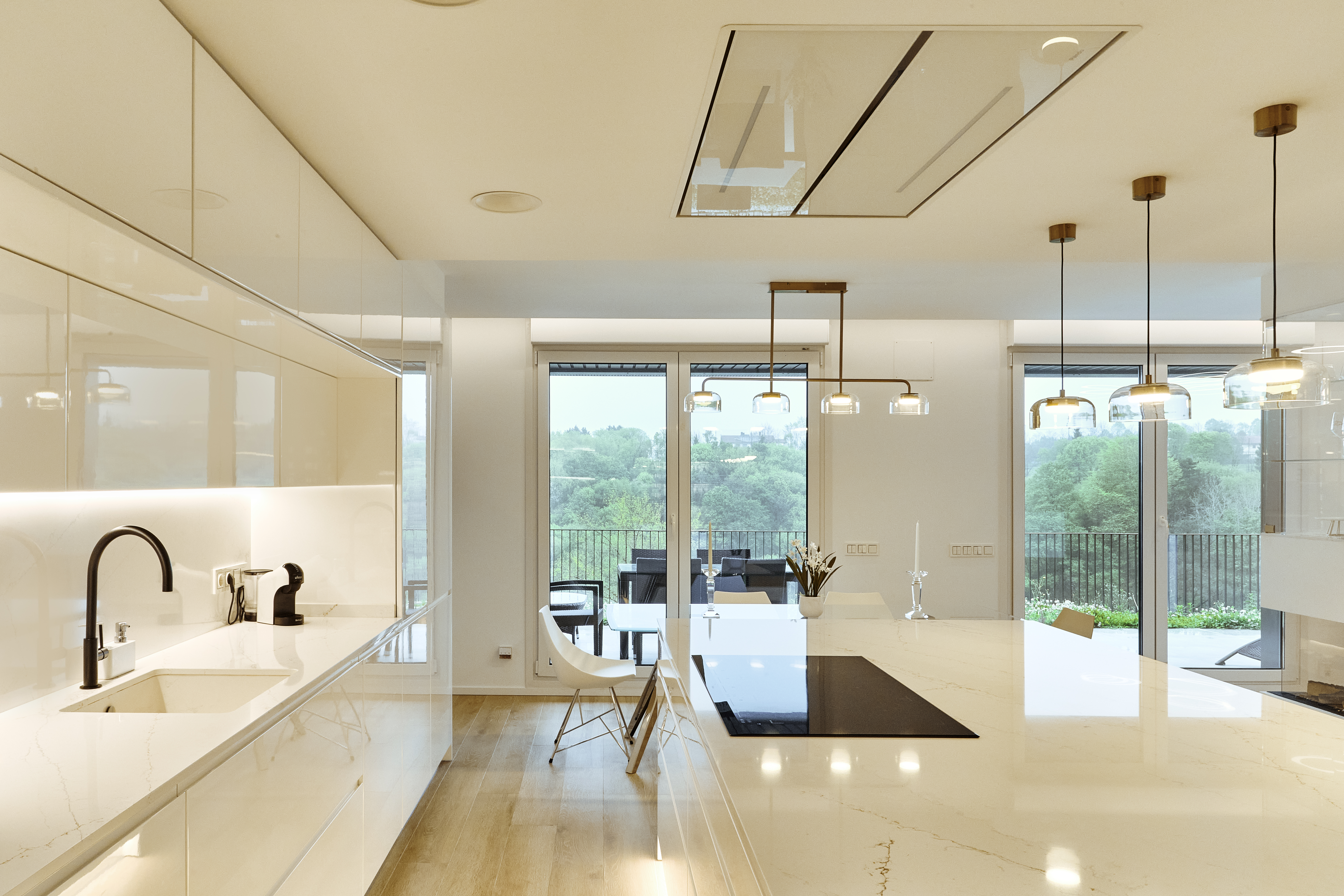 Reforma y redistribución de 2ª villa en Aguerre Bidea, Donostia