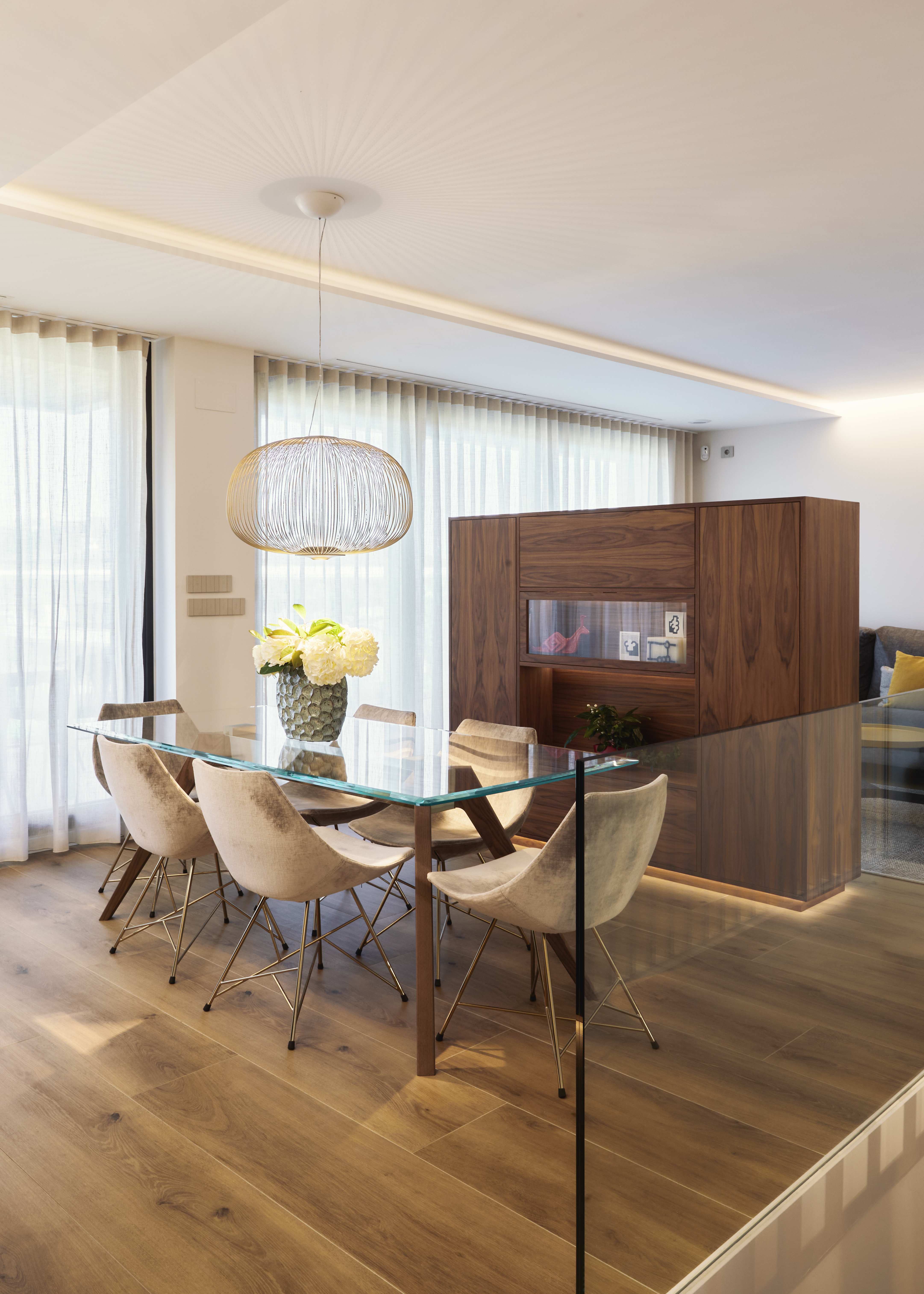 Reforma integral y decoración de vivienda con jardín en Donostia