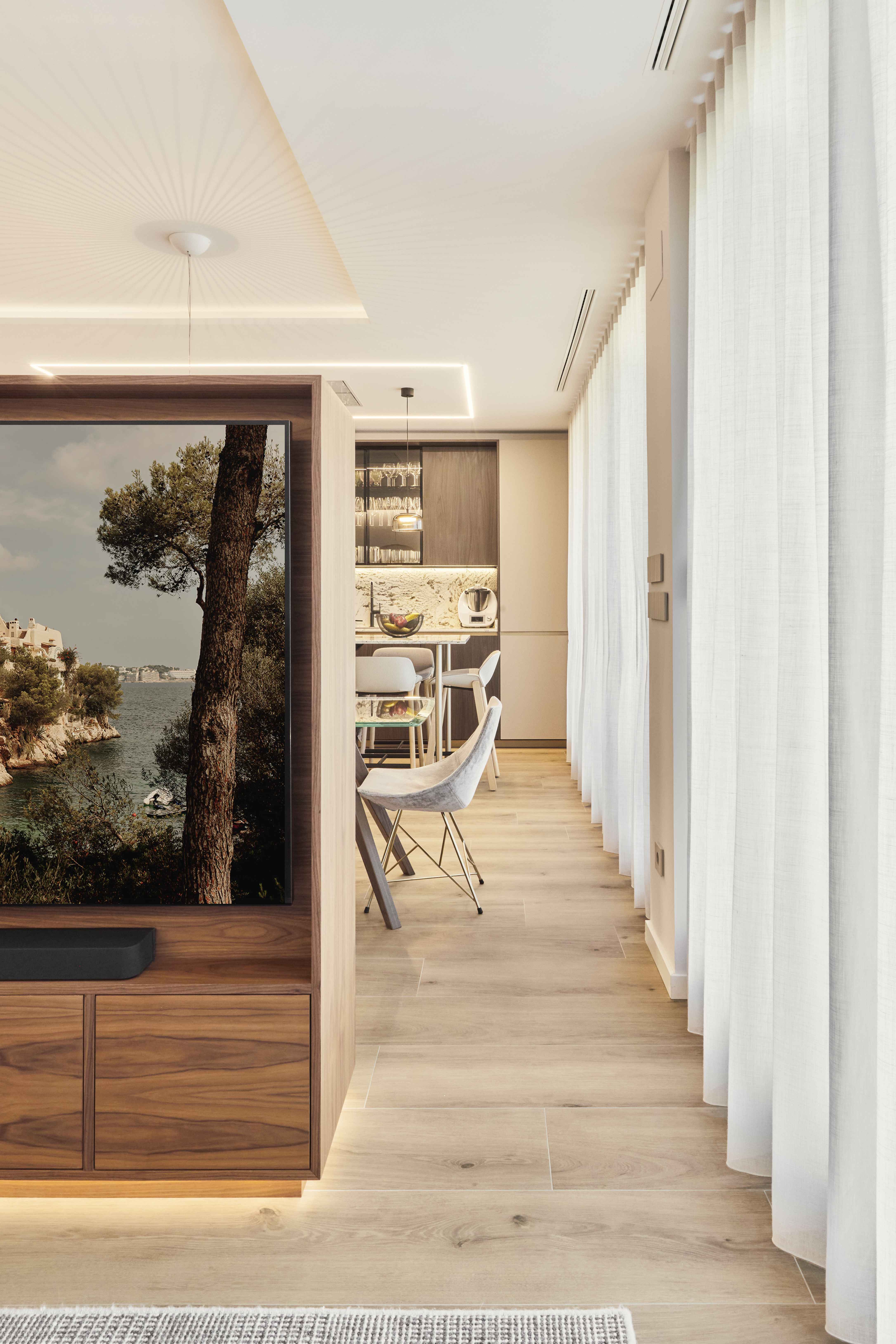Reforma integral y decoración de vivienda con jardín en Donostia