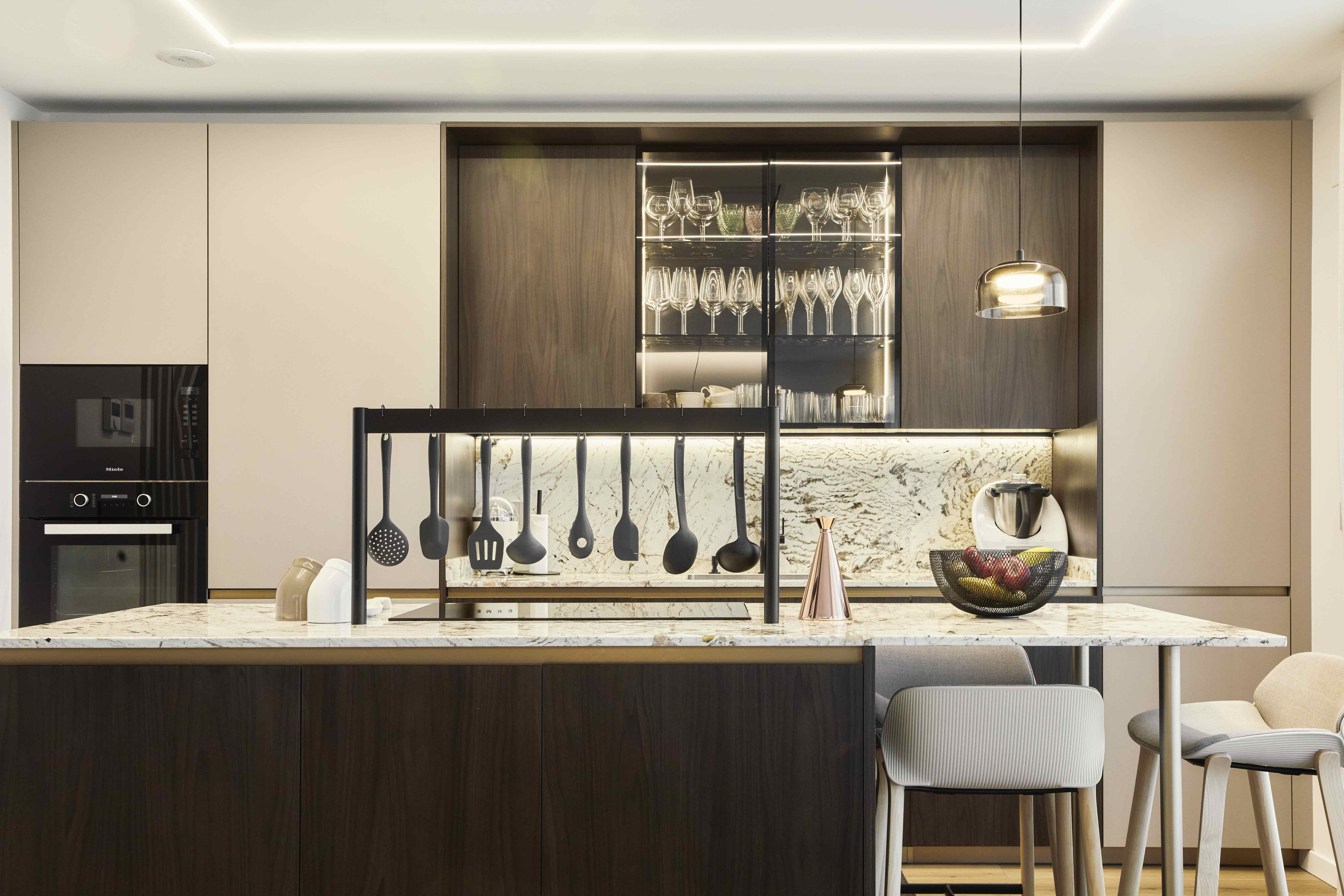 Reforma integral y decoración de vivienda con jardín en Donostia