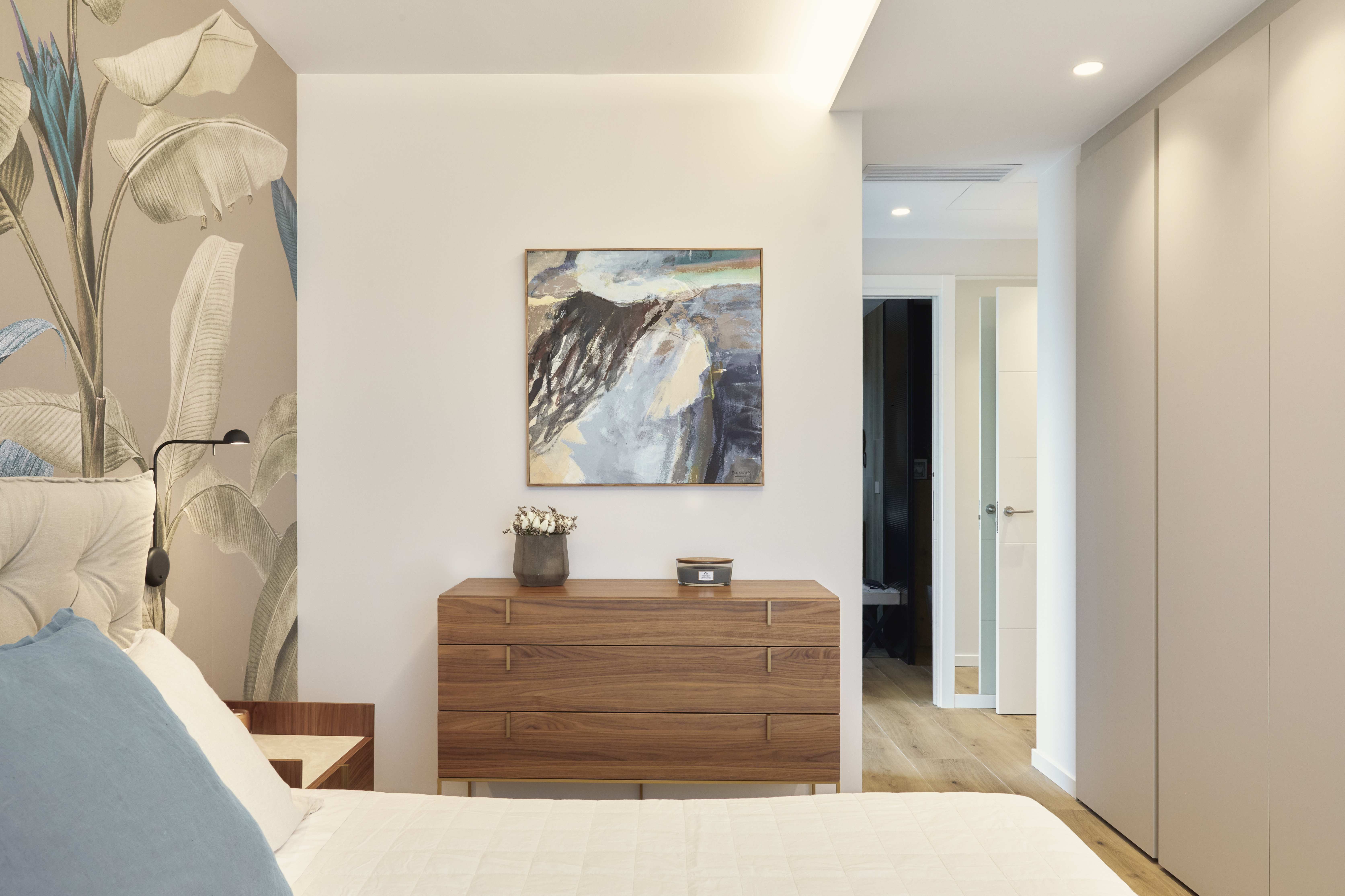 Reforma integral y decoración de vivienda con jardín en Donostia
